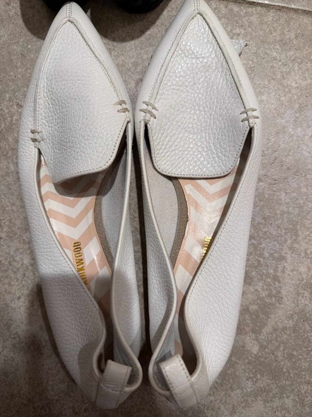 Nicholas Kirkwood White Pointed Toe Loafers — EU 39